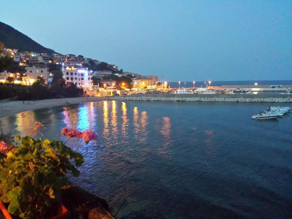 Appartamenti Le Conchiglie E Le Stelle Marine Cala Gonone Extérieur photo